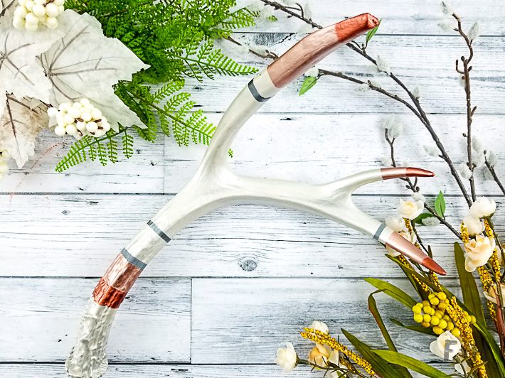 DIY Painted Deer Antler Project - Fox + Hazel | free art + designs